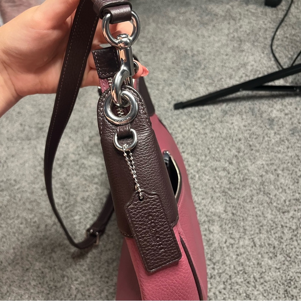 Authentic Coach Pebble Leather Mara hobo bag - Picture 8 of 16